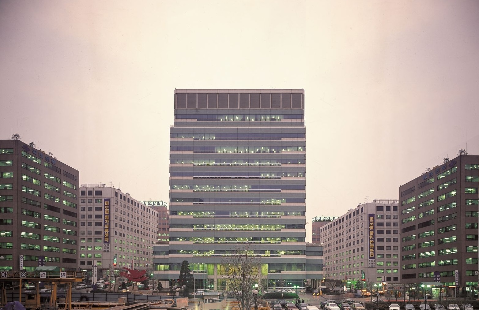 The KIM & CHO office building